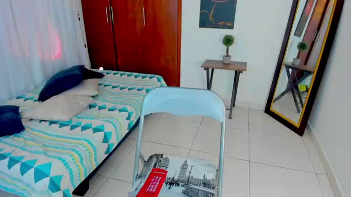 Laaura_Velez