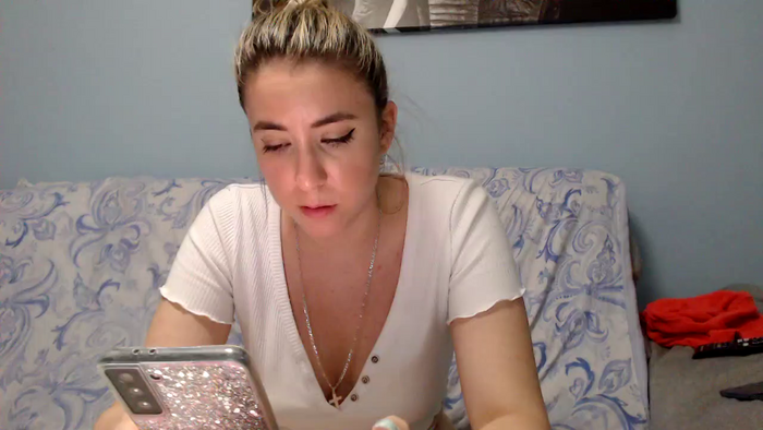 Leila25
