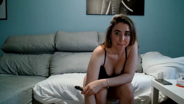 Leila25