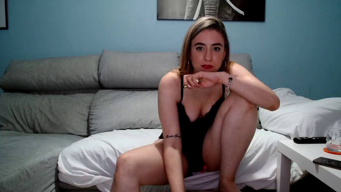 Leila25