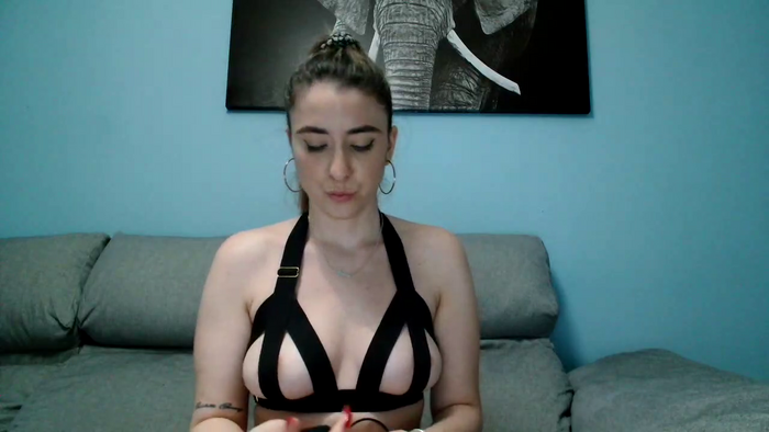 Leila25