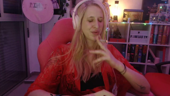 Pinkladyx