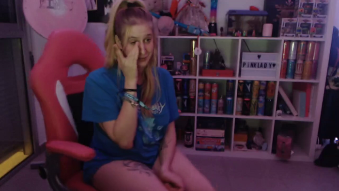Pinkladyx