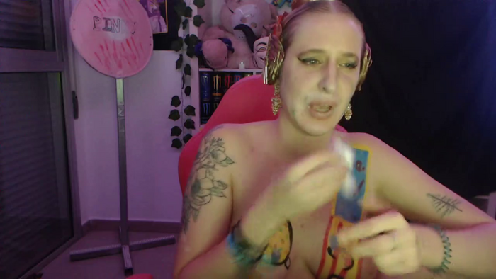 Pinkladyx