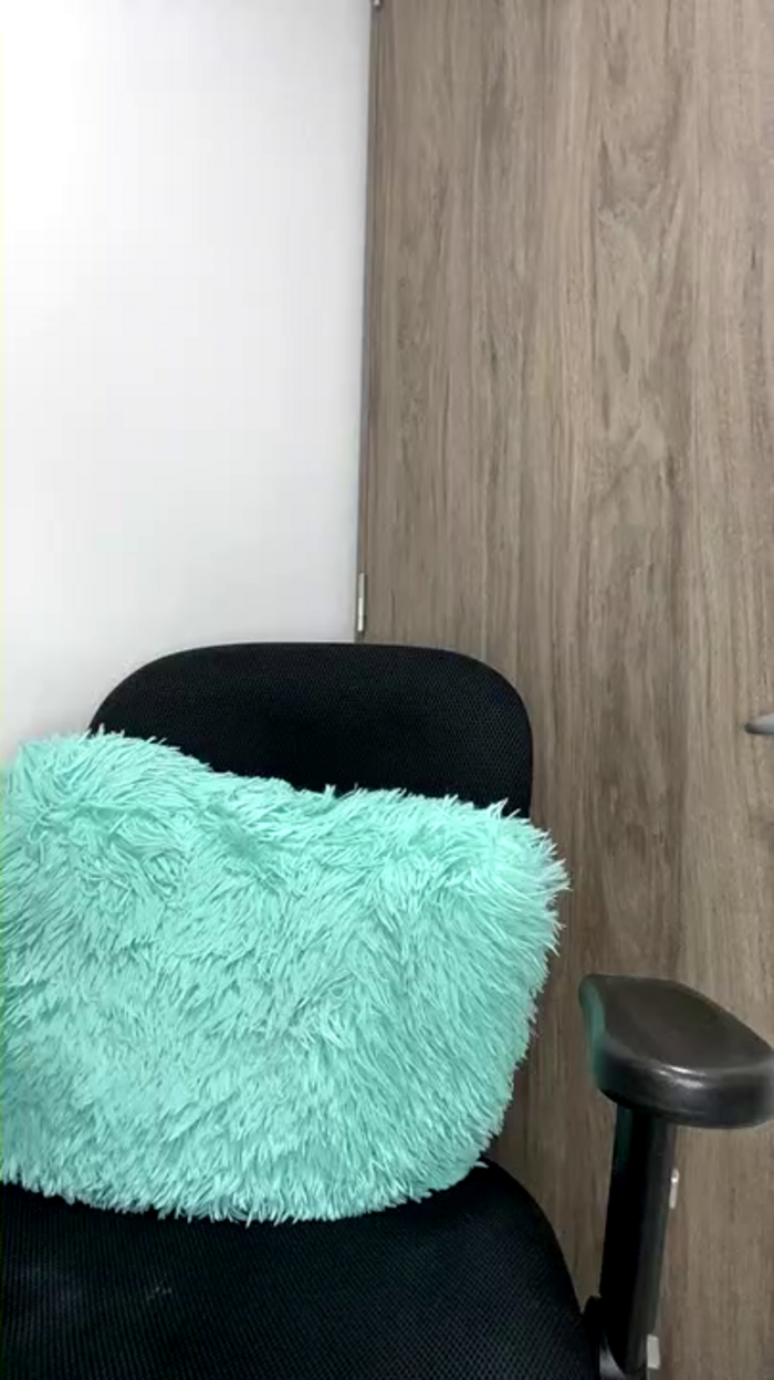Adria_Hottie