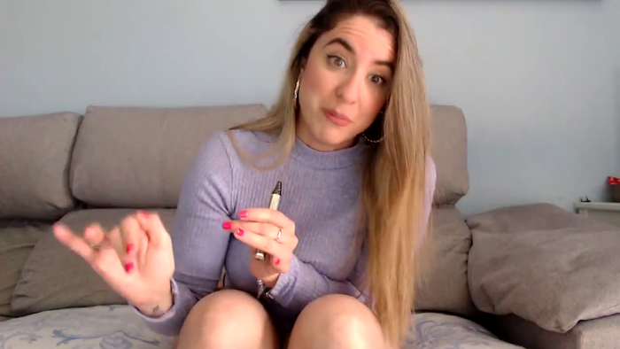 Leila25