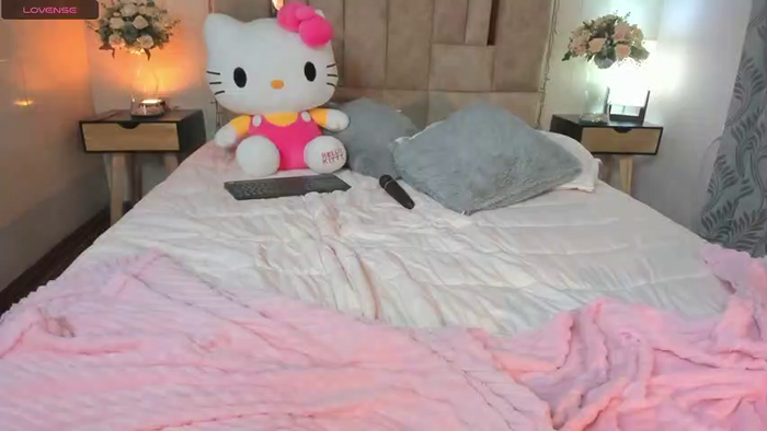avaline_blanc