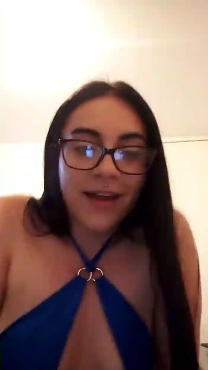 2024/04/04/amateur-nicolecam-02-25-55
