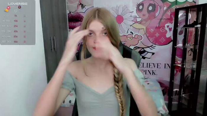 Carlyy_9