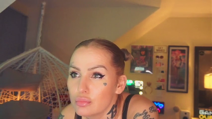 CallMeBadGirl