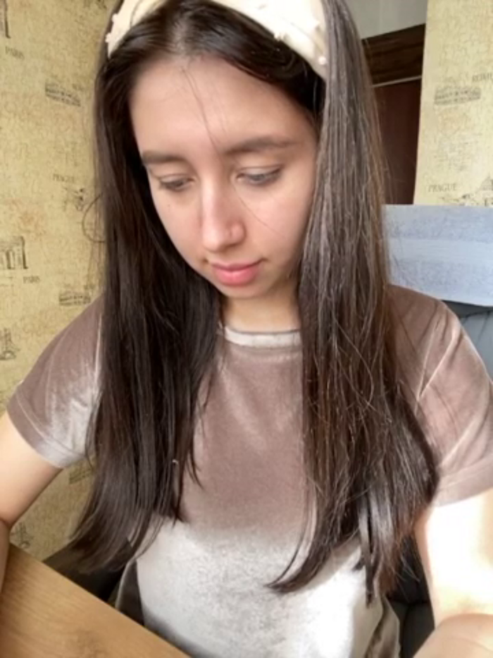 MiaLiaHot