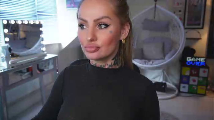 CallMeBadGirl