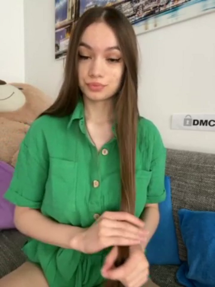 nicolettaa