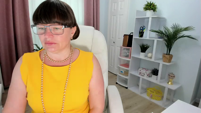 SecretaryLady