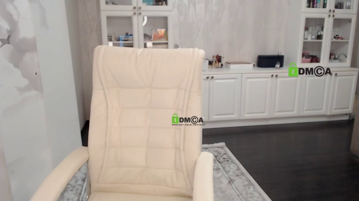 AnnaDaisy1