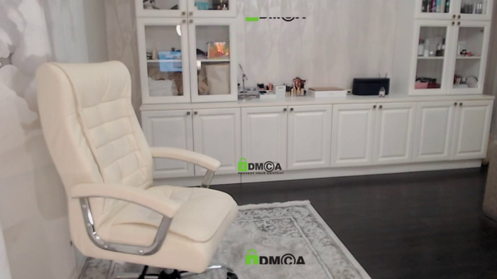 AnnaDaisy1