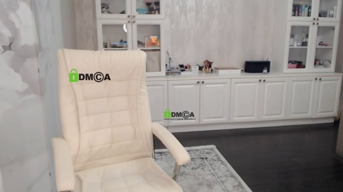 AnnaDaisy1
