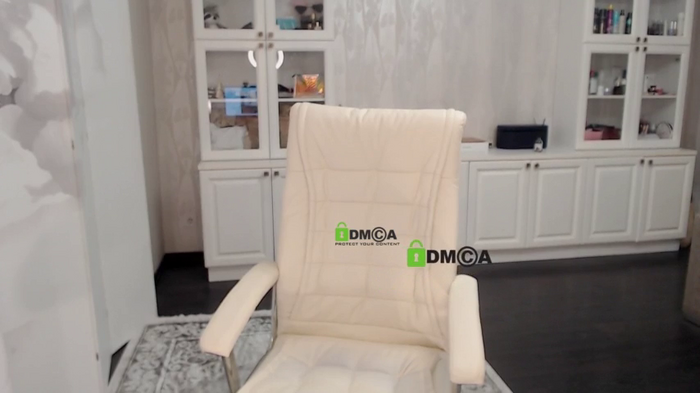 AnnaDaisy1