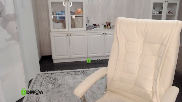 AnnaDaisy1