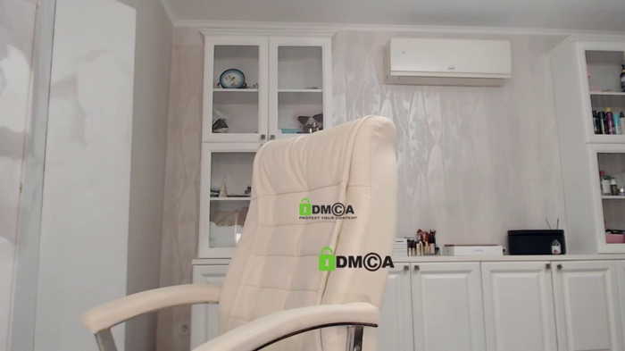AnnaDaisy1