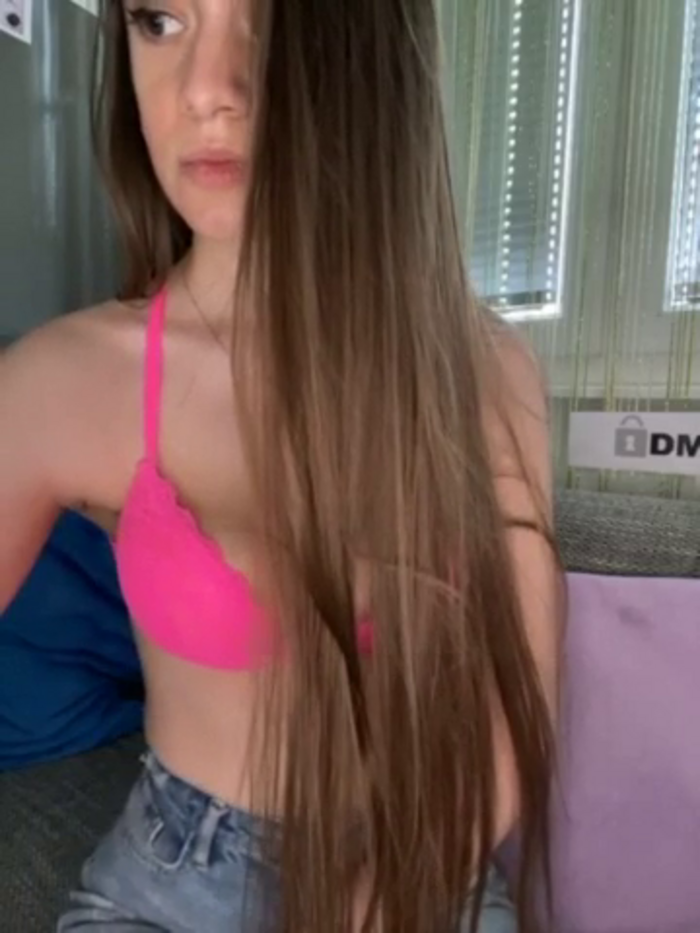 nicolettaa