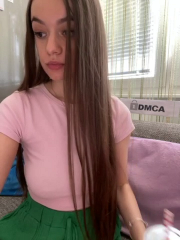 nicolettaa