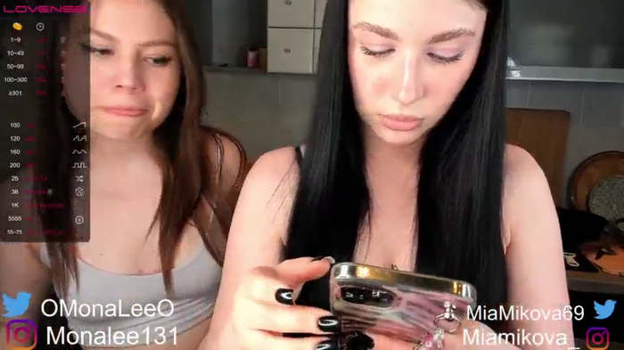 mia-mona