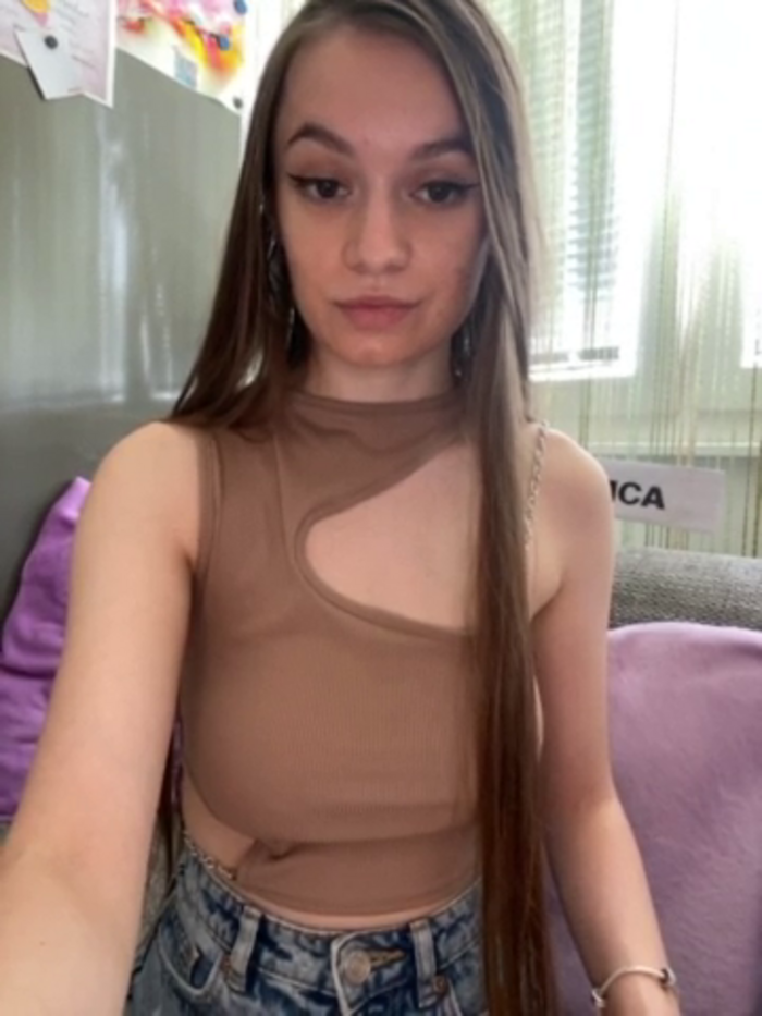 nicolettaa