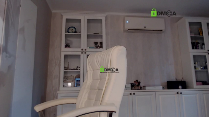 AnnaDaisy1