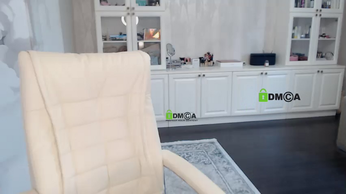 AnnaDaisy1