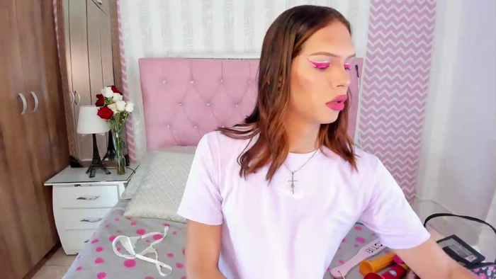 alexaa-jones
