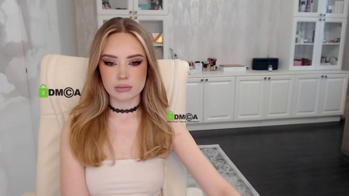 AnnaDaisy1