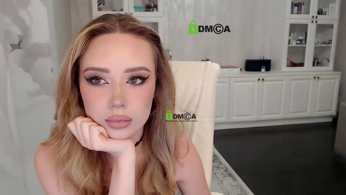 AnnaDaisy1