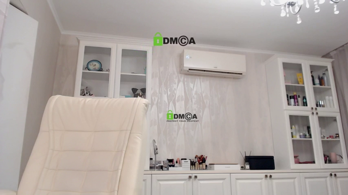 AnnaDaisy1