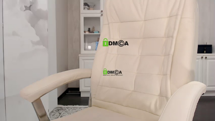 AnnaDaisy1