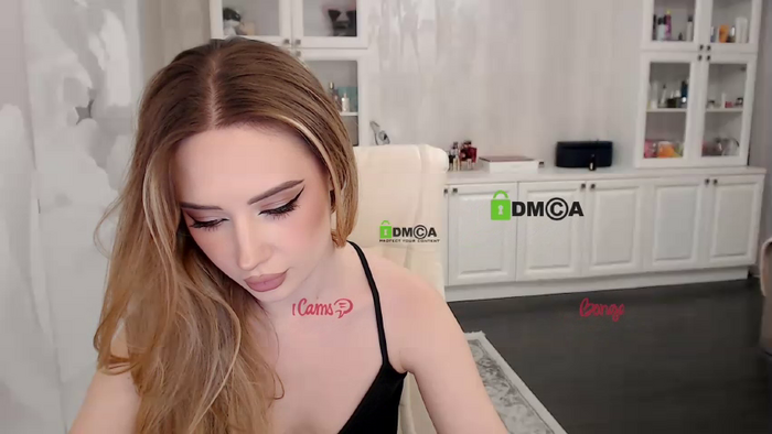 AnnaDaisy1