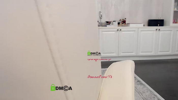 AnnaDaisy1