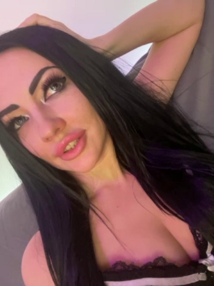 LADYCharmer
