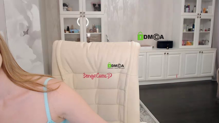 AnnaDaisy1