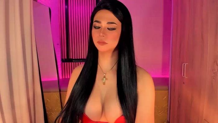FEMININEALICE