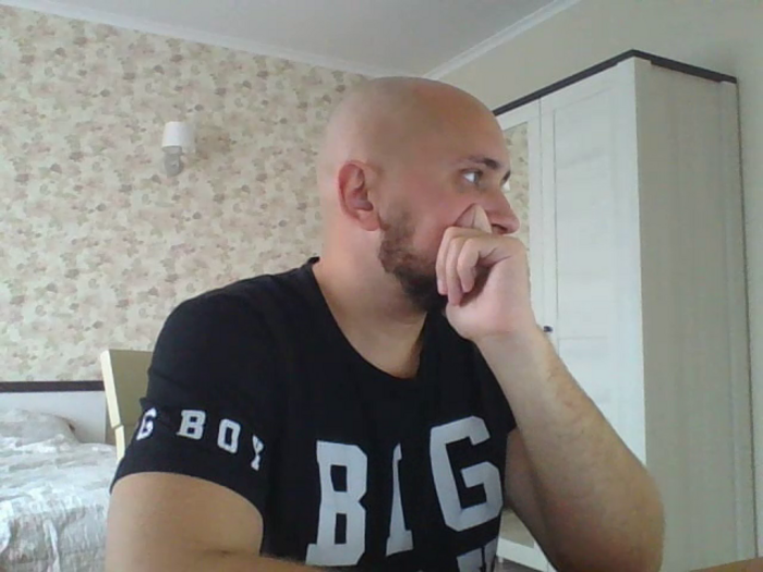 IamZevs