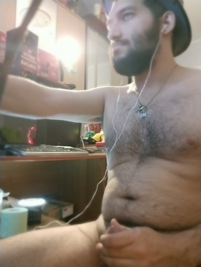 SexyMacho777