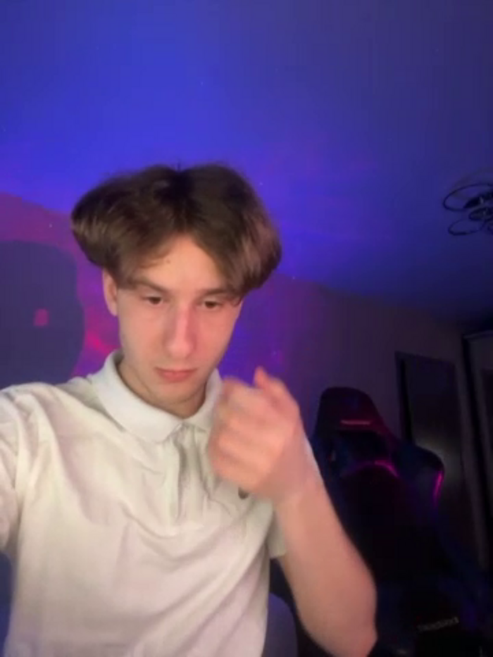-VLADARISHA-