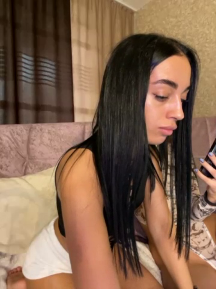 black-Lexi1