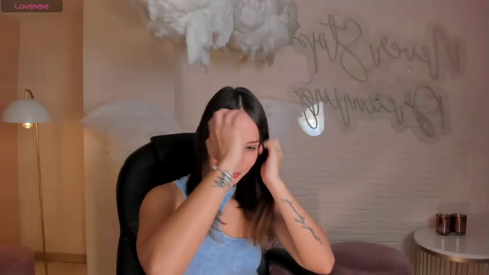 AnnieeHall