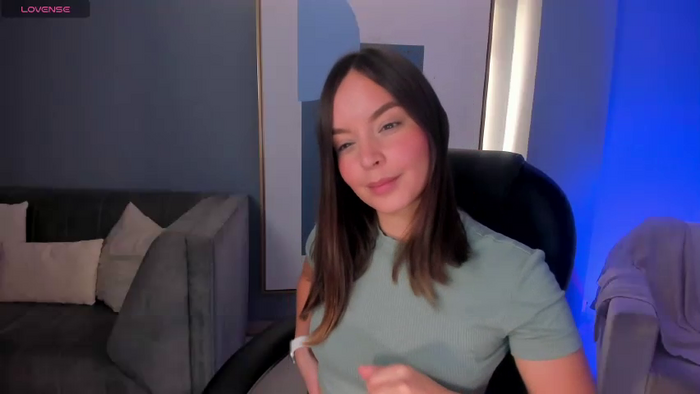 AnnieeHall