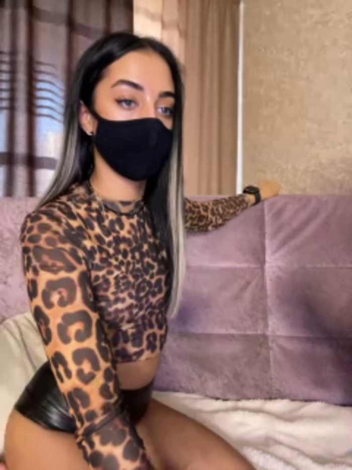 black-Lexi1
