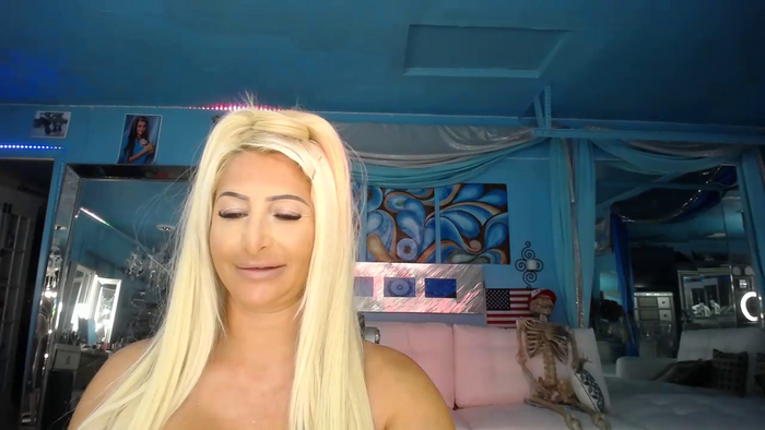 adrianna_fox