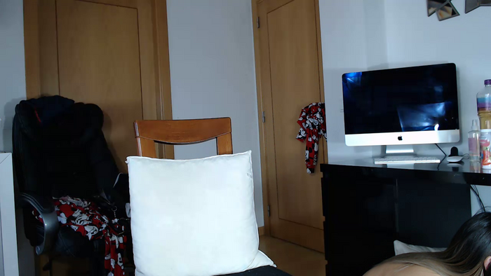 sofia_hot4