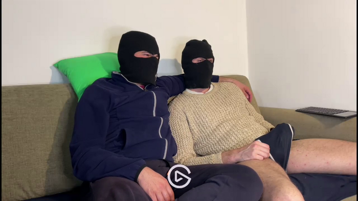 curiousboys25